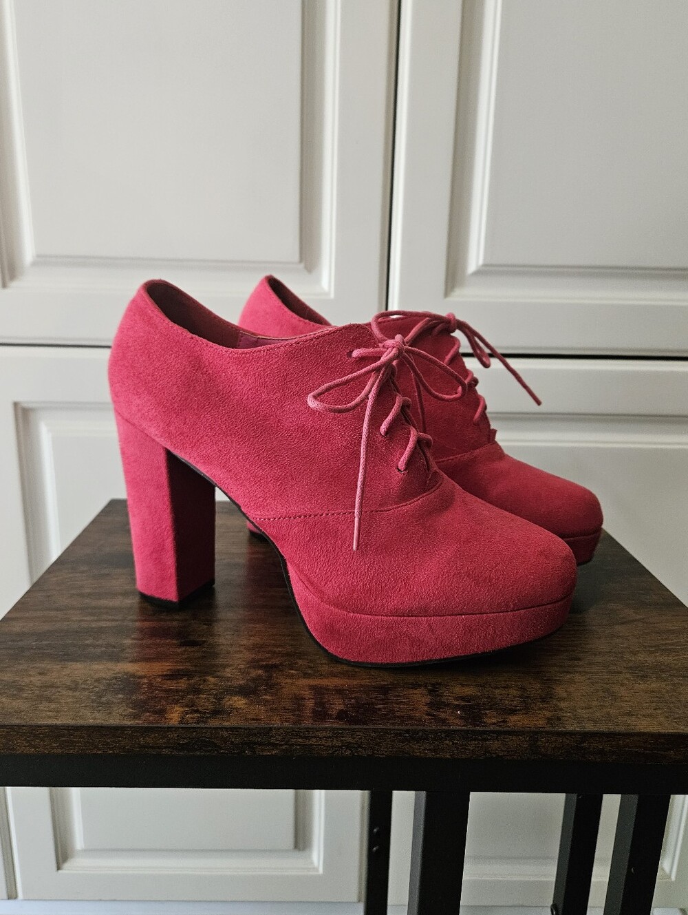 Y2k Alt Bratz Hot Pink Faux Suede Lace-Up Platform Heeled Oxford Festival Rave